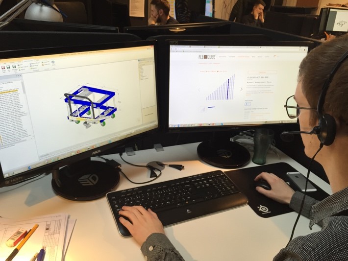 DesignOnDemand: Create carts live together with our experienced designers – Free of charge!