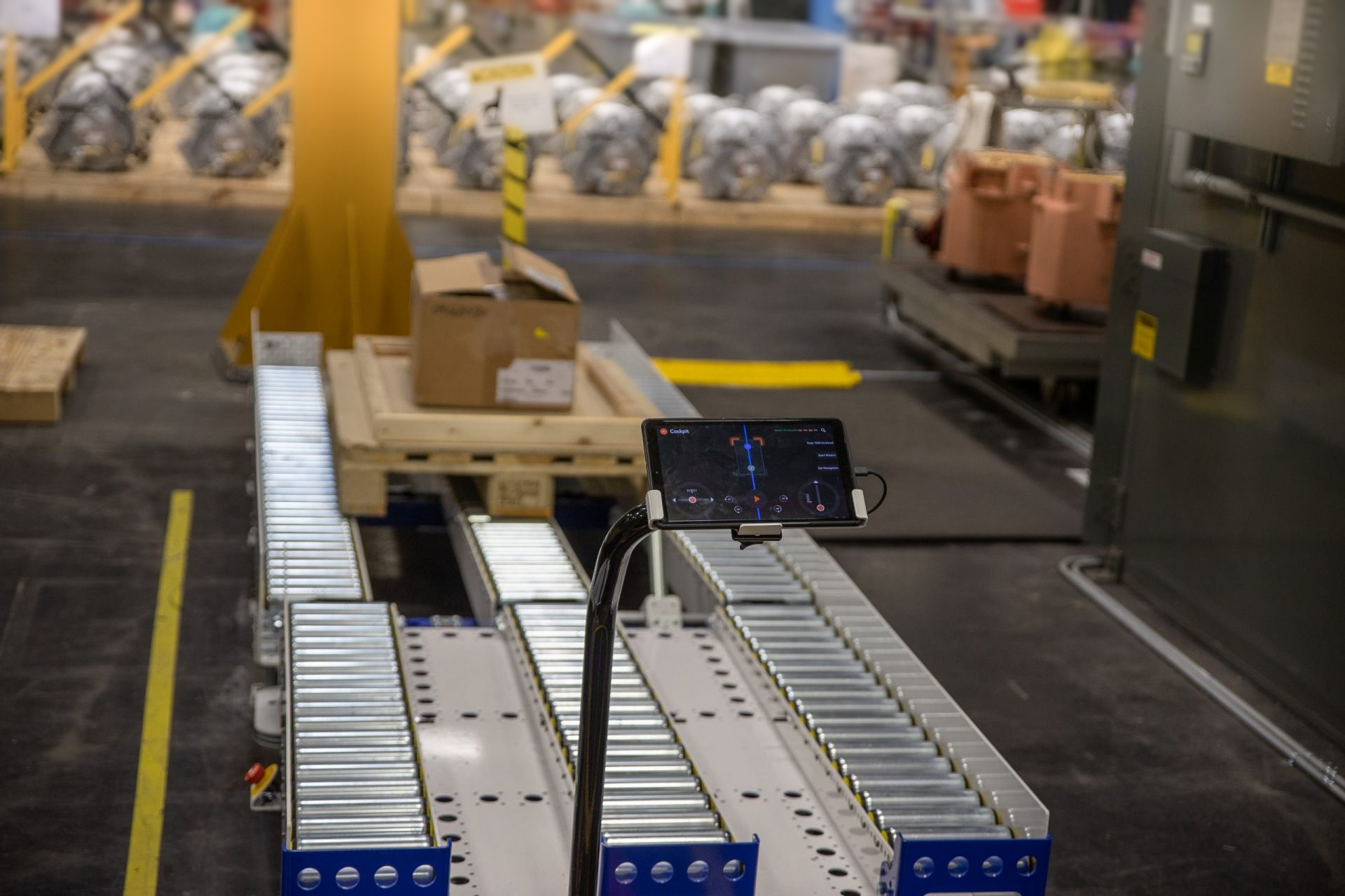 Automated pallet transfer - Siemens gets started with automation!