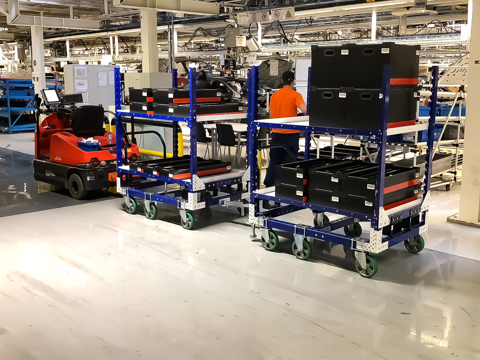 100 employees killed by fork-lifts in 2015. Keep them safe by switching to the FlexQube fork-lift free initiative.