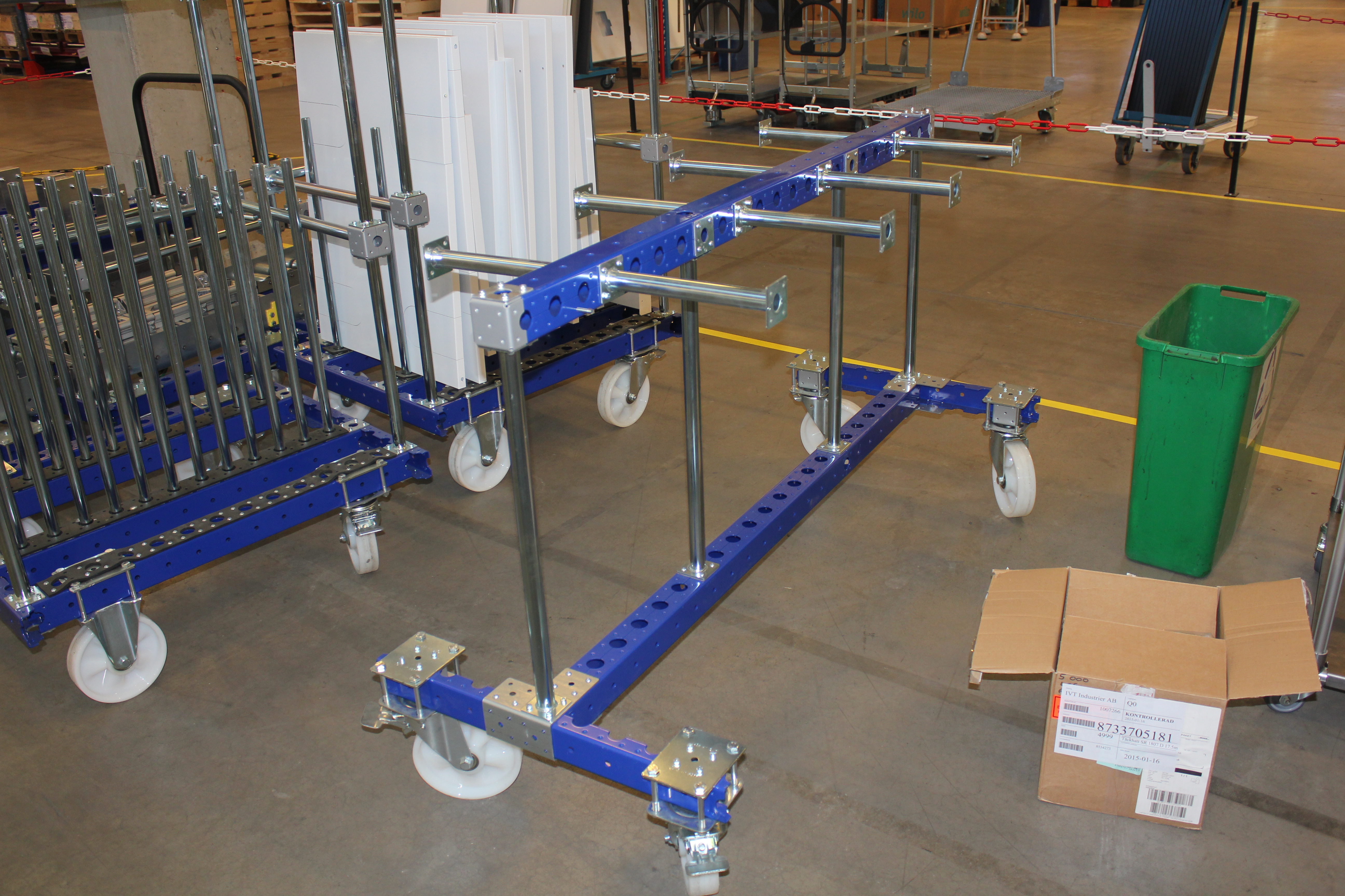 Cart for hanging