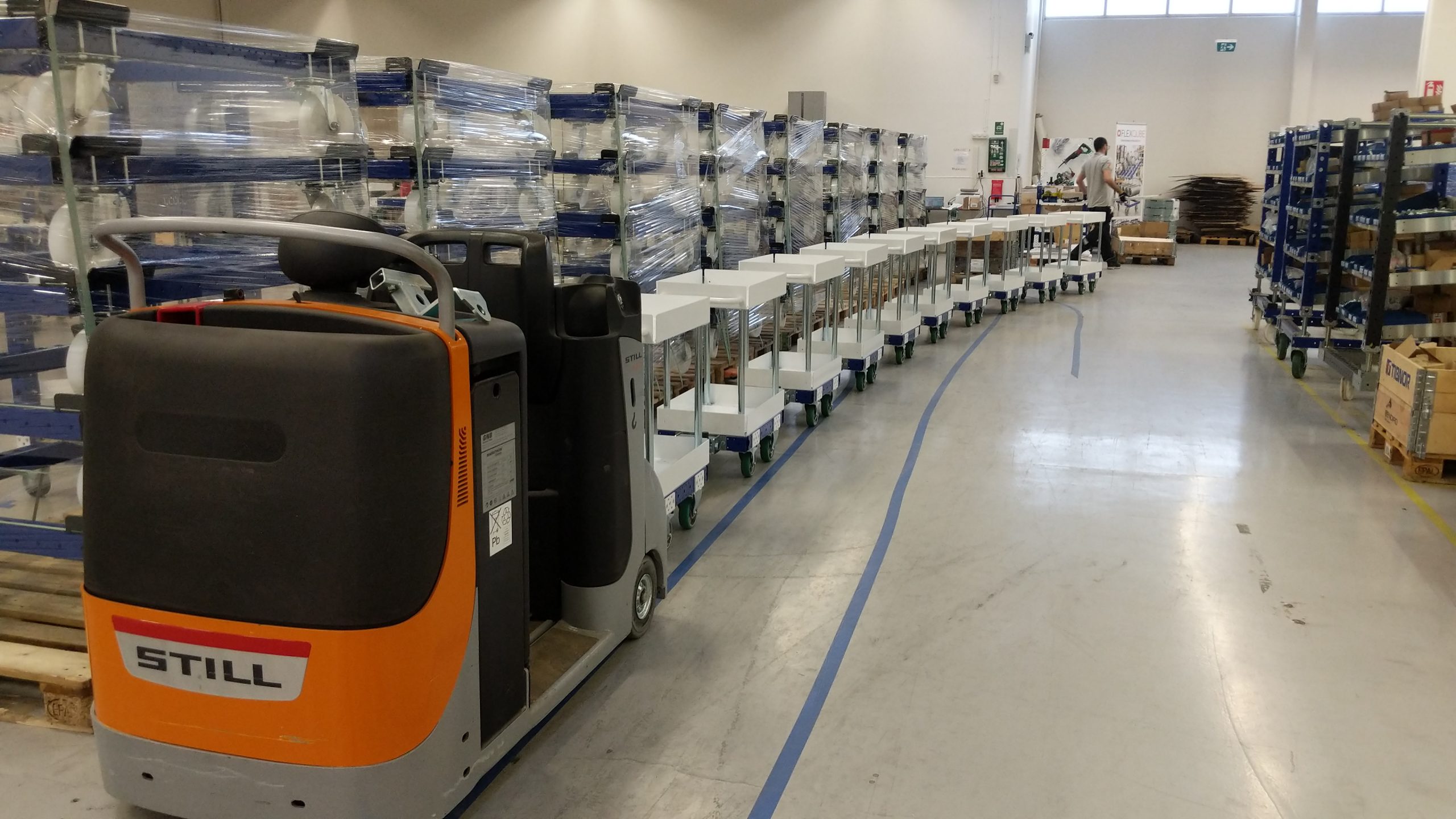 Metallics Casanova Becomes Dealer of the FlexQube Concept and eQart Range in Spain